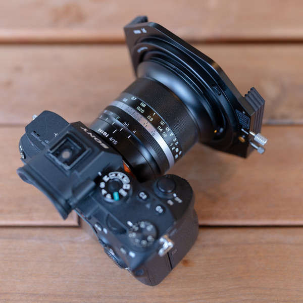 NiSi Weitwinkelobjektiv 15mm f4 für Sony E-Mount