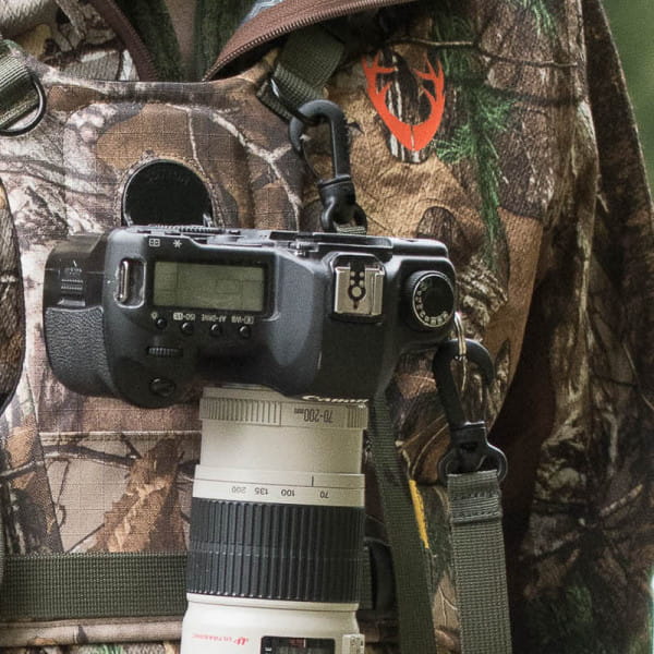 [REFURBISHED] Cotton Carrier Camera Harness-2 G3 Camo für 2 Kameras