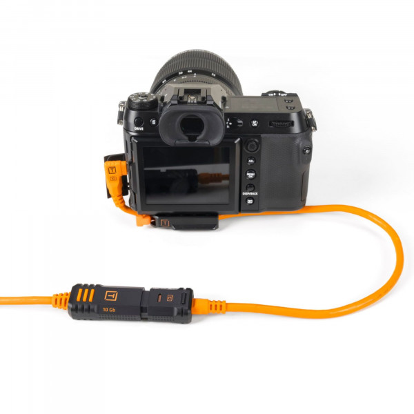 Tether Tools TetherPro Optima 10G TetherBoost Kabel mit Verriegelung USB-C - 4,8 m (Orange)