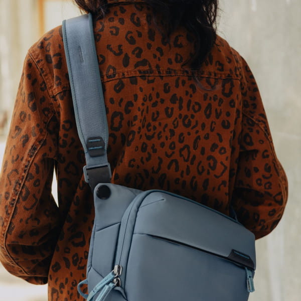 [REFURBISHED] Peak Design Everyday Sling 3 Liter - Ocean