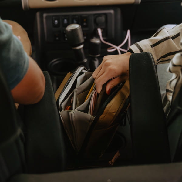[REFURBISHED] Peak Design Tech Pouch - Coyote
