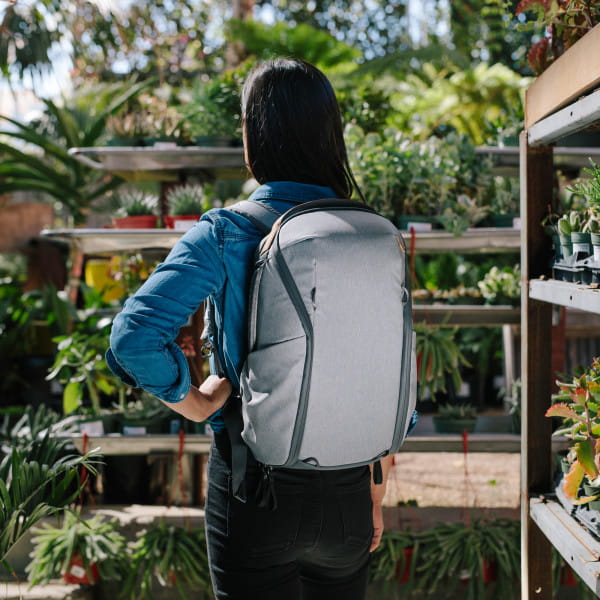 [REFURBISHED] Peak Design Everyday Backpack Zip 20 Liter - Ash (Hellgrau)