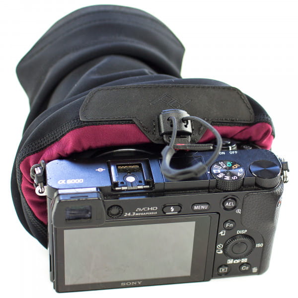 [REFURBISHED] Peak Design Shell Medium (M) - Wetterfeste Schutzhülle