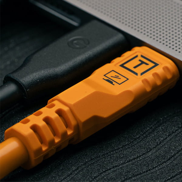 Tether Tools TetherPro Optima 10G Datenkabel USB-C an USB-C - 1,8 m (Orange)