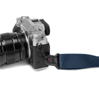 Peak Design Slide Lite - Midnight (Blau) - Kameragurt für kleinere DSLRs und größere spiegellose Sys