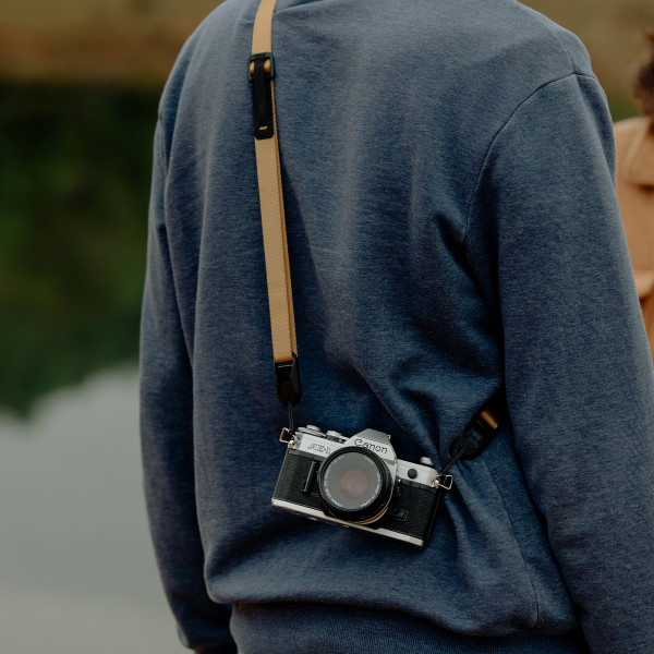 [REFURBISHED] Peak Design Leash - Coyote (Braun/Beige) - Schlanker Kameragurt