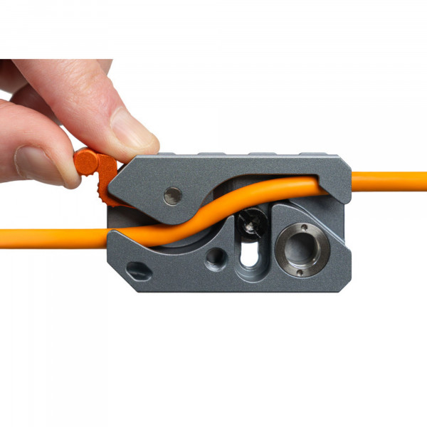 Tether Tools LeverLock Plus Arca-kompatible Kameraplatte mit Kabelkanal