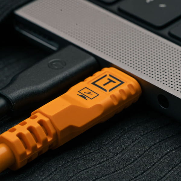 Tether Tools TetherPro Optima 10G Datenkabel USB-C an USB-C - 3 m (Orange)