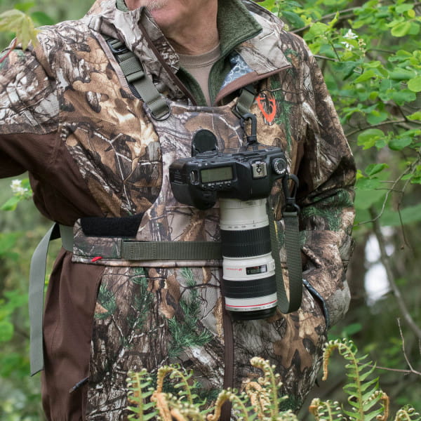 [REFURBISHED] Cotton Carrier Camera Harness G3 Camo - Brustgeschirr für 1 Kamera