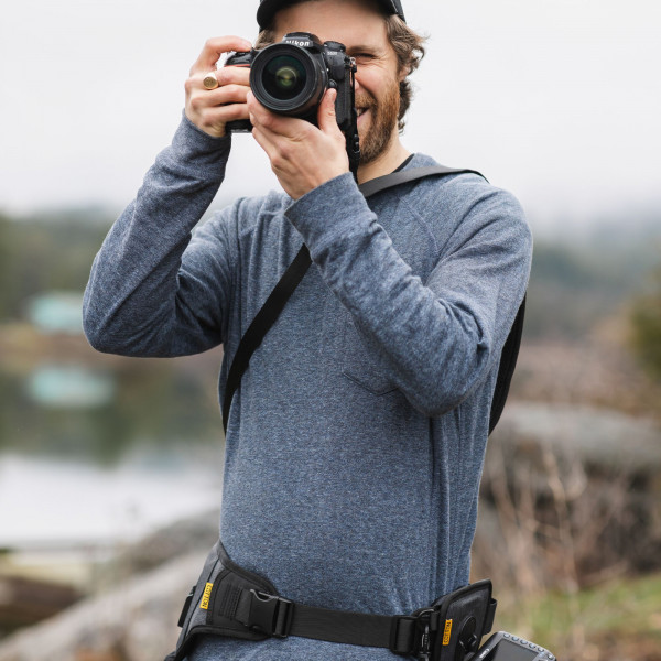 Cotton Carrier SlingBelt Tragesystem mit Holster und Gurt für 2 Kameras