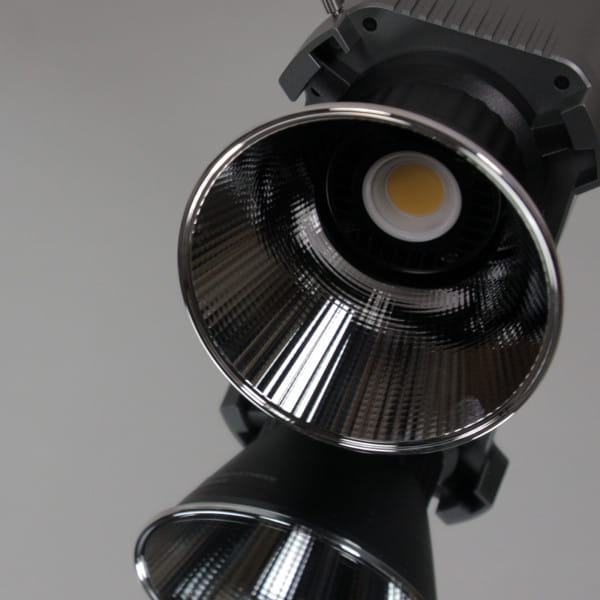 Amaran 60d Tageslicht-LED-Lampe 5600 K, 45100 Lux mit Bowens Mount