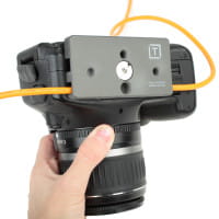 TetherBlock Kameraplatte als Kabelhalter mit Zugentlastung - grau
