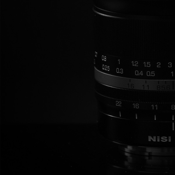 NiSi Weitwinkelobjektiv 15mm f4 für Canon RF
