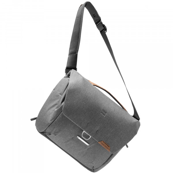 [REFURBISHED] Peak Design Everyday Messenger V2 13 Liter - Ash (Hellgrau)