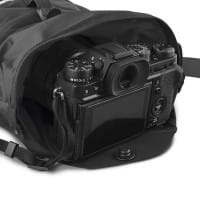 Matador Camera Base Layer - Wetterfeste Polstertasche für DSLR und Systemkameras