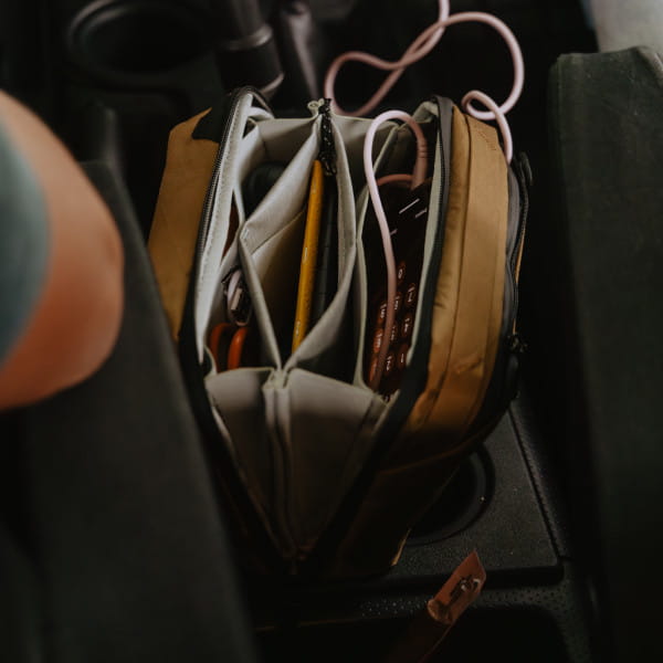 [REFURBISHED] Peak Design Tech Pouch - Coyote