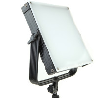 F&V LED-Flächenleuchte K4000S SE Bi-Color mit Stativhalter 2812 Lux