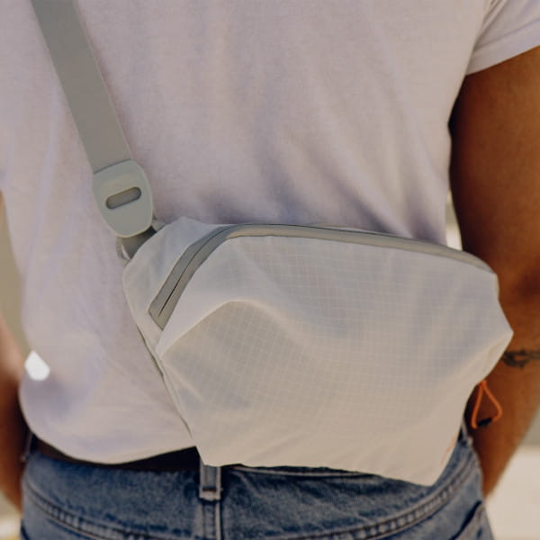 [REFURBISHED] Peak Design Outdoor Sling 2 Liter - Cloud