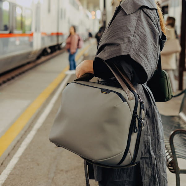 Peak Design Travel Weekender 25 Liter - Stone