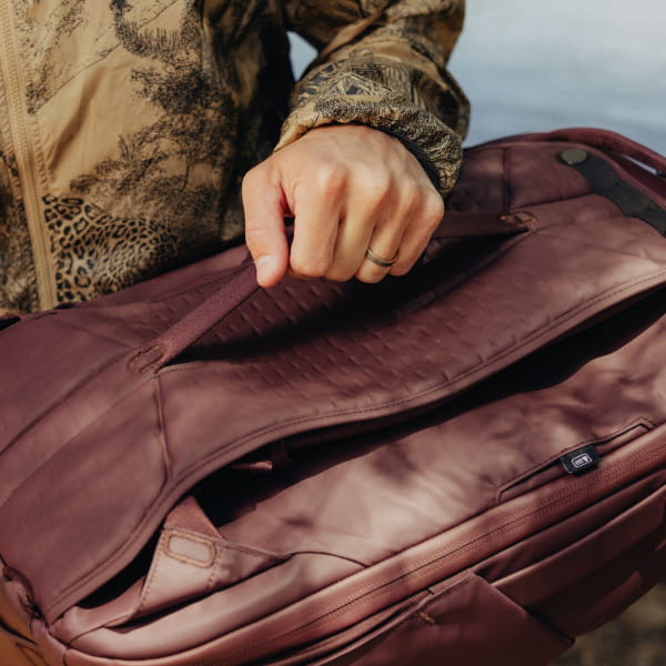 Peak Design Travel Backpack Eclipse