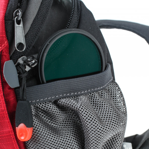 Dörr NoLimit Hüfttasche für 1 spiegellose Systemkamera mit Objektiv und Zubehör (rot/grau)