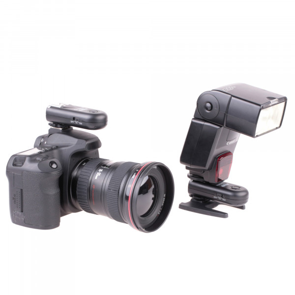 Yongnuo Blitz- und Funkfernauslöser RF-603 II mit 100 m Reichweite für Canon RS-80N3