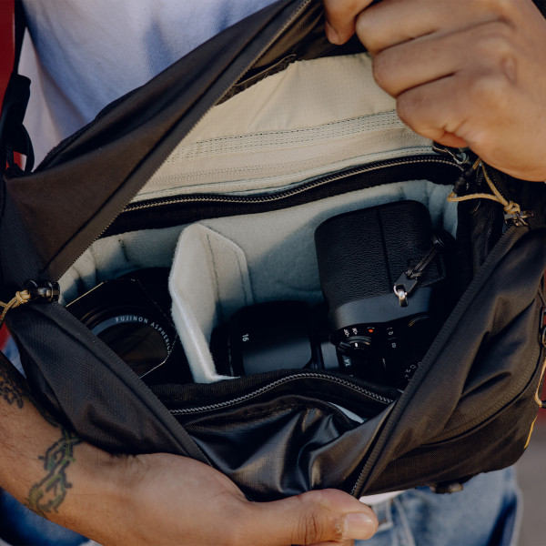 [REFURBISHED] Peak Design Outdoor Sling 7 Liter - Black