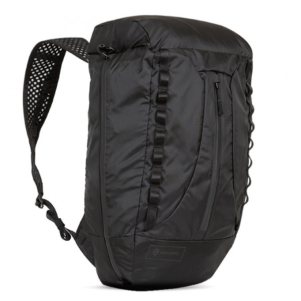 Wandrd VEER Black 18 L Faltrucksack mit aufblasbarem Rückenpolster
