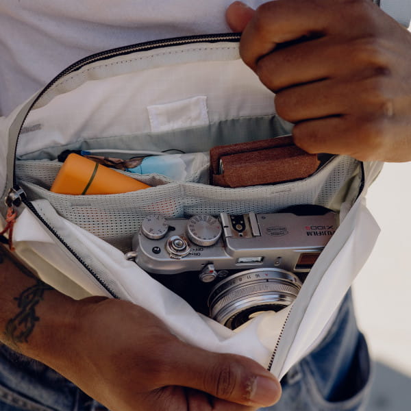 [REFURBISHED] Peak Design Outdoor Sling 2 Liter - Cloud