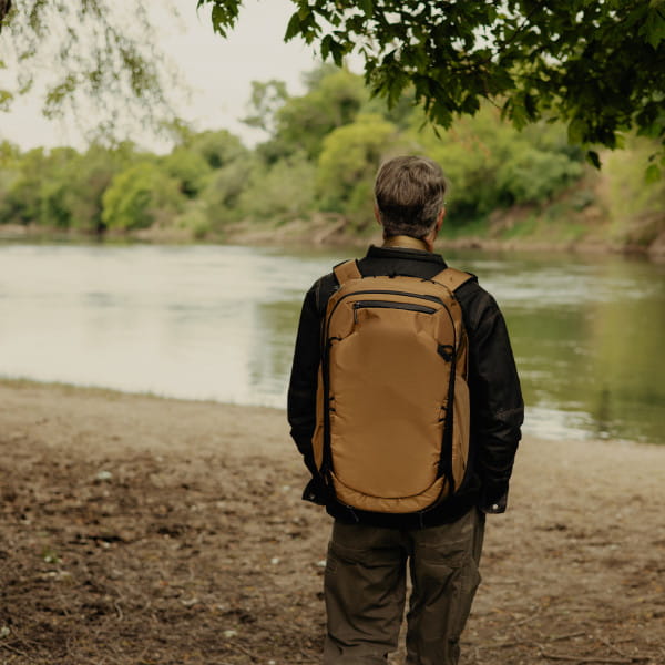 Peak Design Travel Backpack Coyote