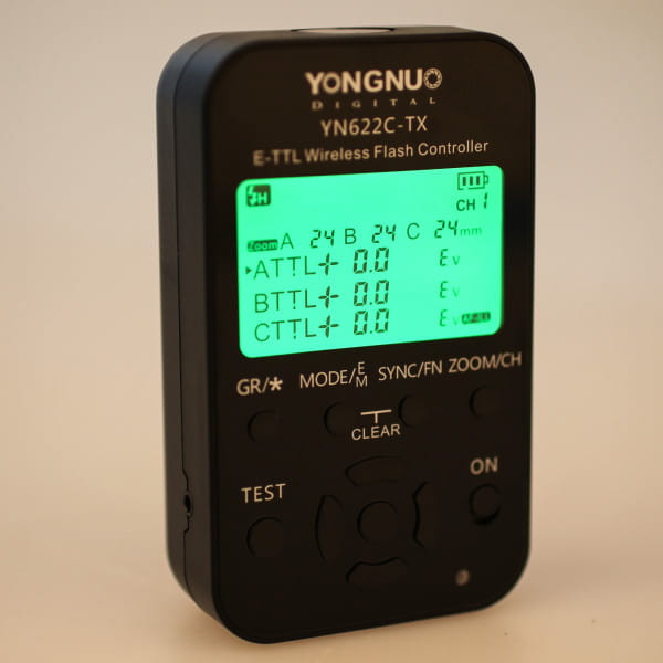 Yongnuo Steuereinheit YN-622C-TX Canon E-TTL Blitz- und Funkauslöser für YN-622C