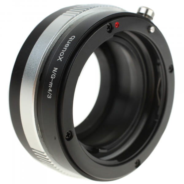 Quenox Adapter für Nikon-F-Objektiv an Micro-Four-Thirds-Kamera (mit Blendenring)