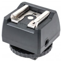 JJC Standard ISO Blitzadapter mit PC-Synchrobuchse, 3,5mm Klinkenbuchse und Blitzschuh