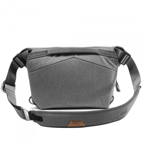 [REFURBISHED] Peak Design Everyday Sling V2 3 Liter - Ash (Hellgrau)